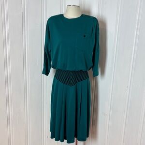 Vintage ALGO Emerald Green Dress – Size Small (estimated)